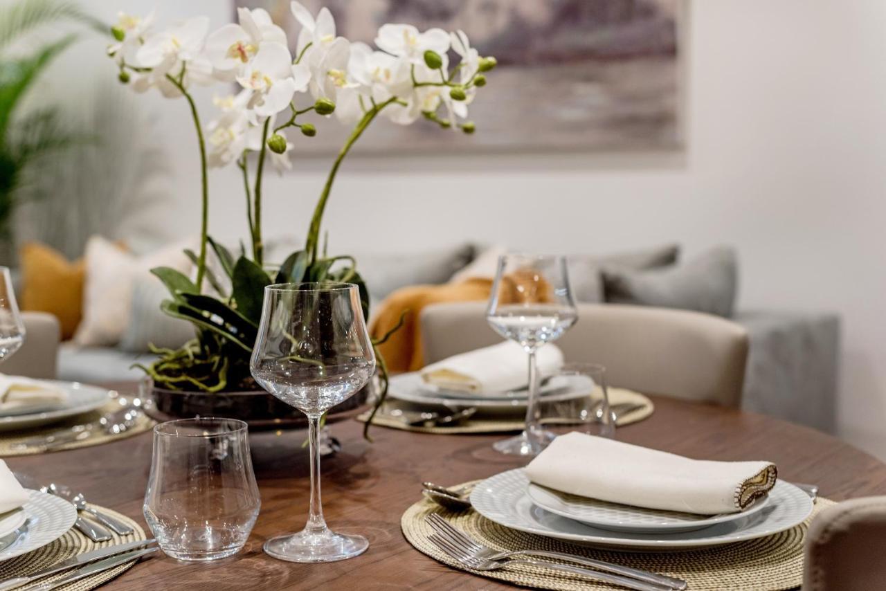 Buckingham & Lloyds Apartahotel 5*