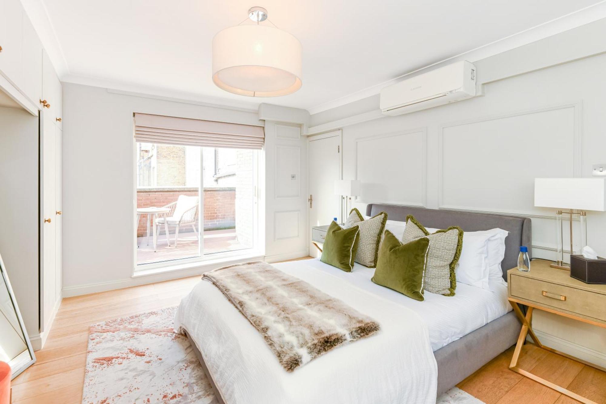 Apartahotel Buckingham & Lloyds